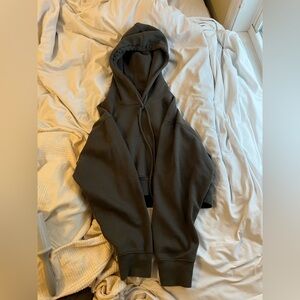 Gray cropped hooded sweater